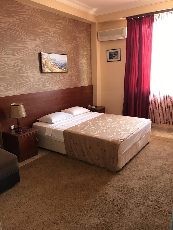 Hotel Condori コブレチ エクステリア 写真
